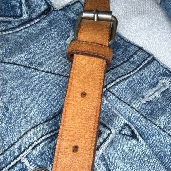 Louis Vuitton vintage Crossbody bag adjustable strap good used condition - Picture 9 of 16